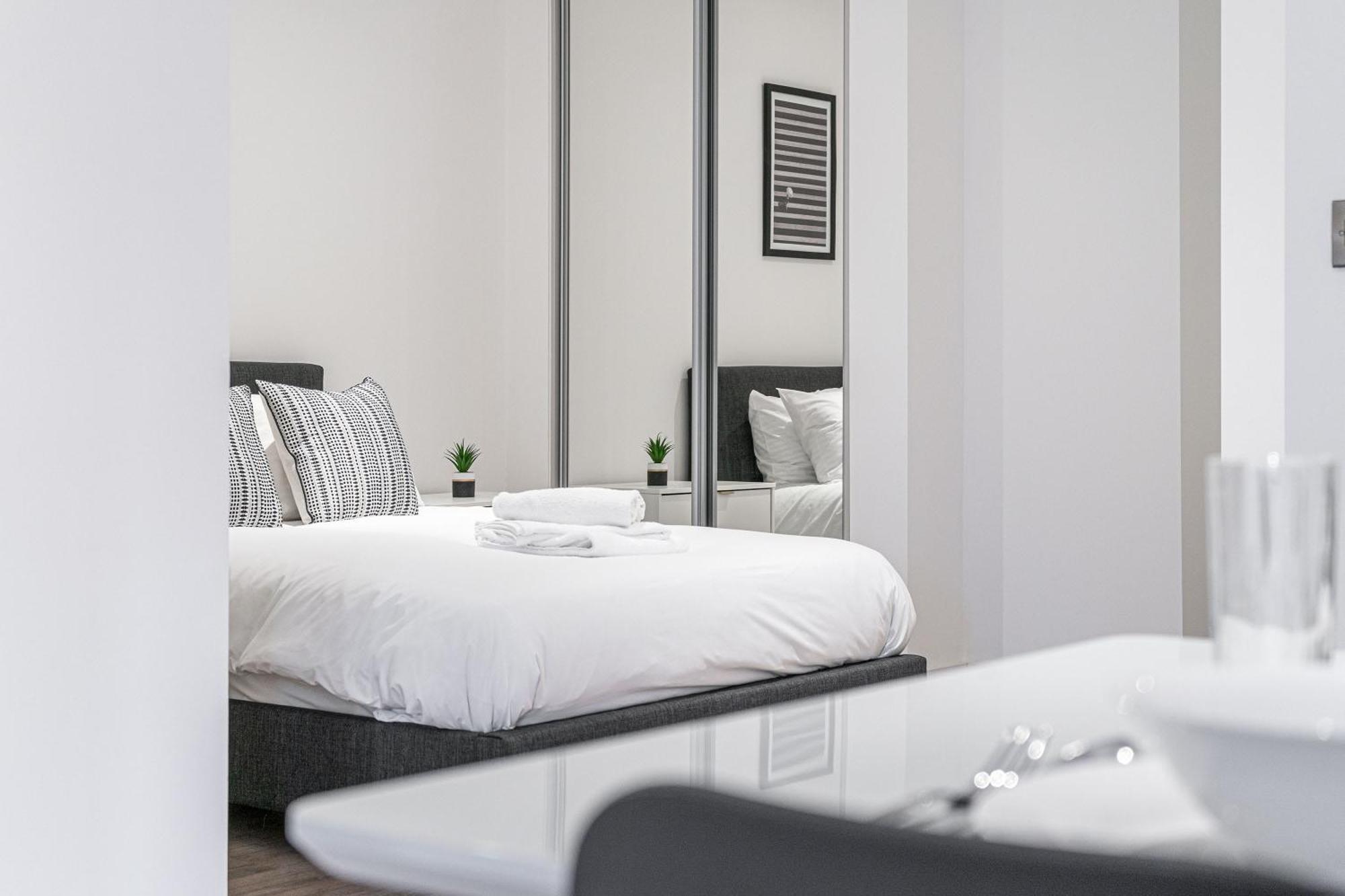 Seven Living Residences Solihull - Close To Nec & Bhx - Free Parking Exteriör bild