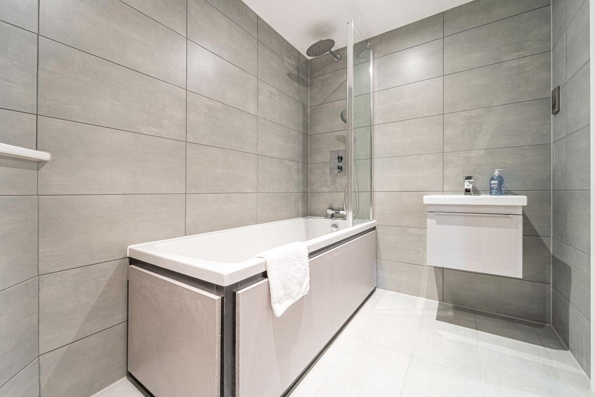 Seven Living Residences Solihull - Close To Nec & Bhx - Free Parking Exteriör bild